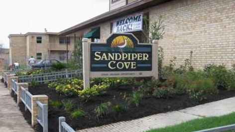 Sandpiper Cove in Galveston, TX - Foto de edificio - Building Photo