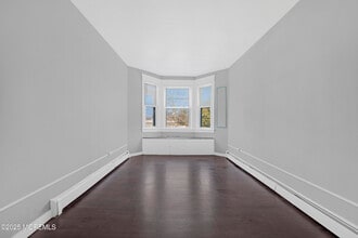 804 Fifth Ave in Asbury Park, NJ - Building Photo - Building Photo