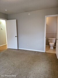 1221 Kathy Ln SW photo'