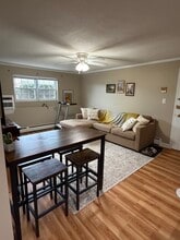 4 Nixon Ln, Unit 2 in Stoneham, MA - Building Photo - Building Photo