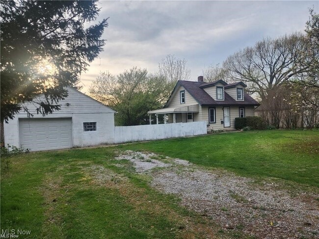property at 1920 17th St SW