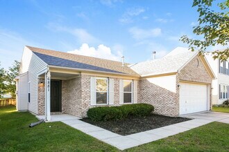6881 W Stansbury Blvd in McCordsville, IN - Building Photo - Building Photo