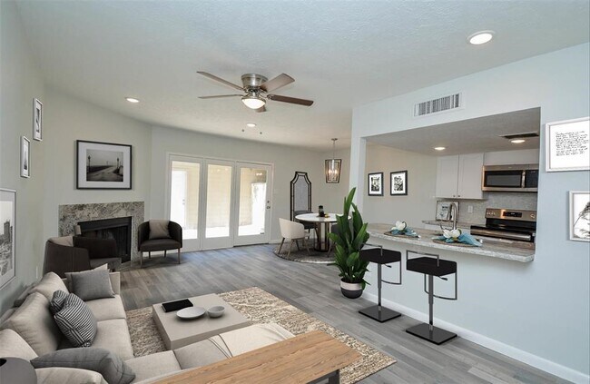 property at 978 Memorial Village Dr