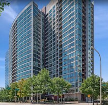 900 S Clark St, Unit 11 in Chicago, IL - Building Photo