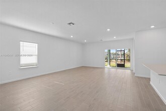 8934 SW 69th Ter in Ocala, FL - Building Photo - Building Photo