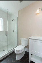 3380 N Milwaukee Ave in Chicago, IL - Building Photo - Building Photo