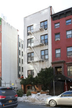 324 E 14th St in New York, NY - Building Photo - Building Photo