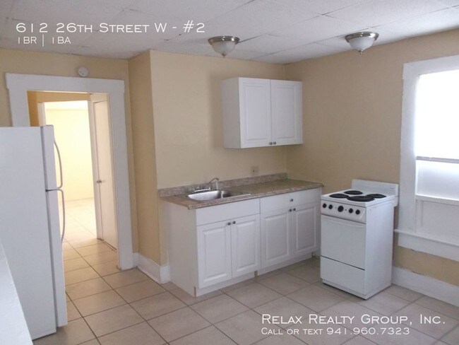 612 26th St W-Unit -#2 in Bradenton, FL - Building Photo - Building Photo