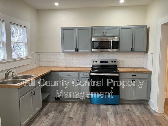 2725 23rd St SW in Birmingham, AL - Building Photo - Building Photo