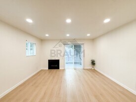 14257 Friar St, Unit 1 in Los Angeles, CA - Building Photo