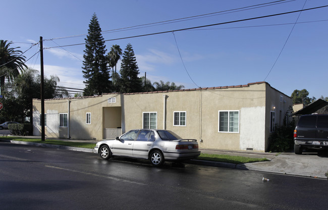 7601 9th St in Buena Park, CA - Foto de edificio - Building Photo