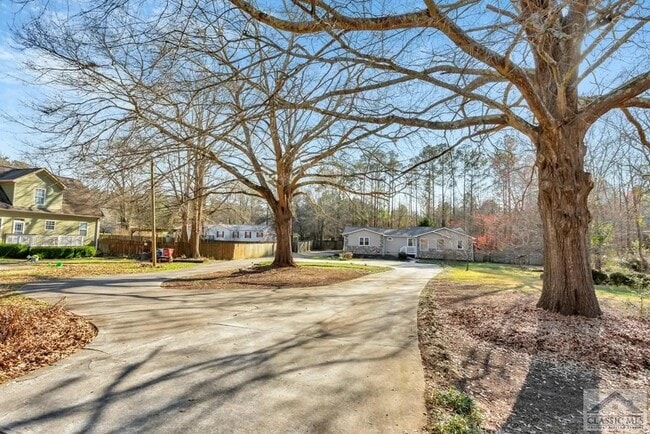 155 Dwight Rd