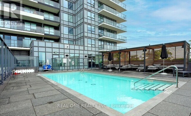 1480 Bayly St in Pickering, ON - Building Photo - Building Photo