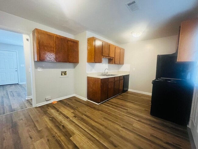 406 Russell Pkwy in Warner Robins, GA - Building Photo - Building Photo