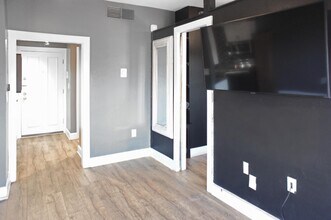 230 E 9th St in Indianapolis, IN - Building Photo - Building Photo