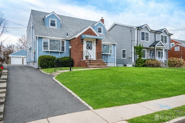 property at 432 Rosetta Pl
