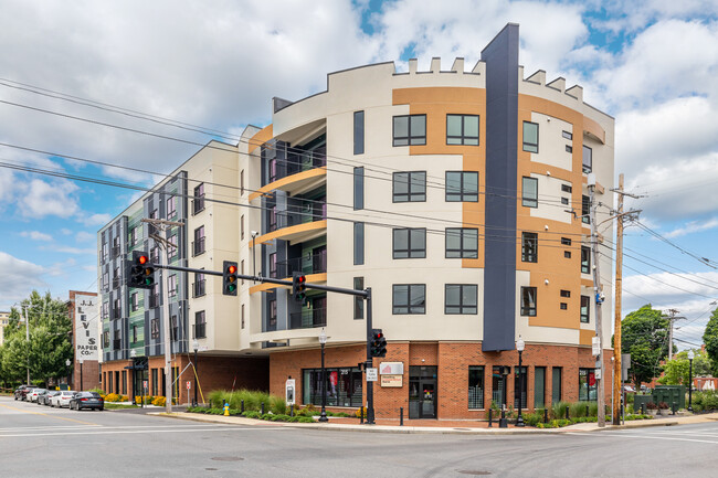 215 Canal St in Lawrence, MA - Foto de edificio - Building Photo