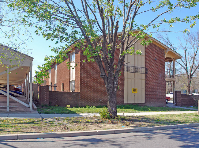 2430 E 10th St in Tulsa, OK - Building Photo - Building Photo