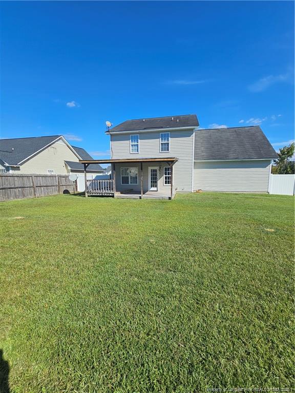 190 Huntington Dr in Raeford, NC - Building Photo - Building Photo