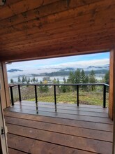 6308 Lake Pointe Wy in Sweet Home, OR - Building Photo - Building Photo