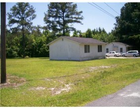 1200 Old Sunbury Rd in Hinesville, GA - Building Photo - Building Photo