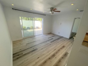 8574 E Indian School Rd in Scottsdale, AZ - Building Photo - Building Photo