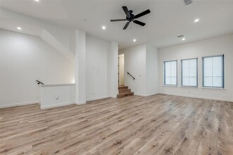 1711 Novela Wy in Dallas, TX - Building Photo - Building Photo