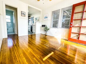 239 Pacific St, Unit I in Santa Monica, CA - Foto de edificio - Building Photo