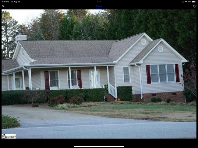 property at 395 Beechwood Dr