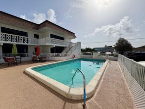 305 SE 9th Ave in Pompano Beach, FL - Building Photo - Building Photo