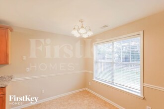 146 Hickory Point Dr in Helena, AL - Foto de edificio - Building Photo