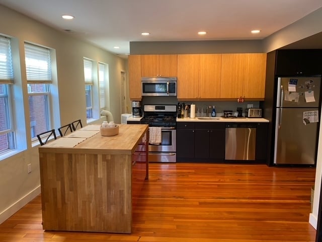 8 Prince St, Unit 2
