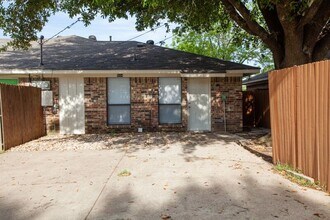 8504 Holly St in Frisco, TX - Building Photo - Building Photo