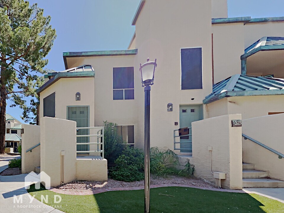 101 N 7th St in Phoenix, AZ - Foto de edificio