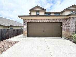 311 Eugene Pass in New Braunfels, TX - Building Photo - Building Photo