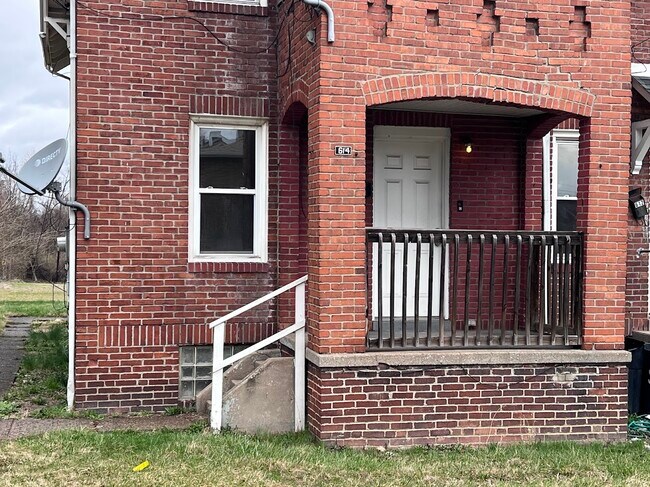 614 Short St, Unit 614 in Clairton, PA - Building Photo - Building Photo