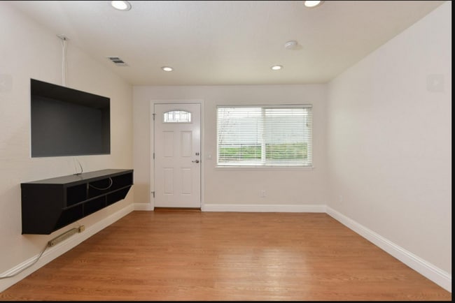 675 Hamline St in San Jose, CA - Building Photo - Building Photo