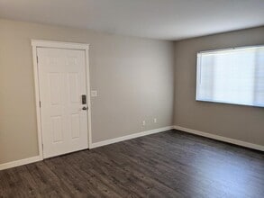 920 W Entiat Ave in Kennewick, WA - Building Photo - Building Photo