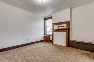 466 Hays Ave in Pittsburgh, PA - Building Photo - Building Photo