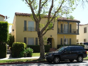 204-206 S Rexford Dr in Beverly Hills, CA - Foto de edificio - Building Photo