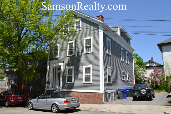 84 Sheldon St in Providence, RI - Building Photo - Building Photo