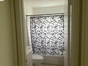 1227 Giovanni St in Antioch, CA - Building Photo - Building Photo