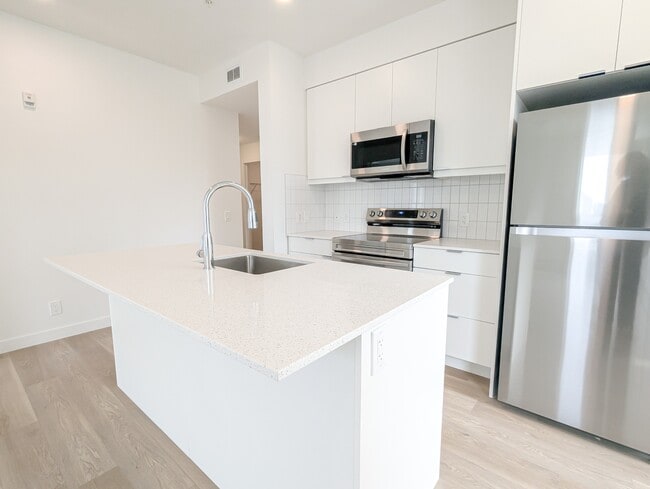 8500-8519 19 Ave SE in Calgary, AB - Building Photo - Building Photo