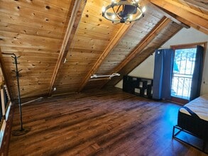 1317 Leisure Ln in Frazier Park, CA - Building Photo - Building Photo