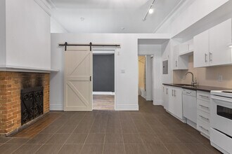 486-486 Albert St in Ottawa, ON - Building Photo - Building Photo