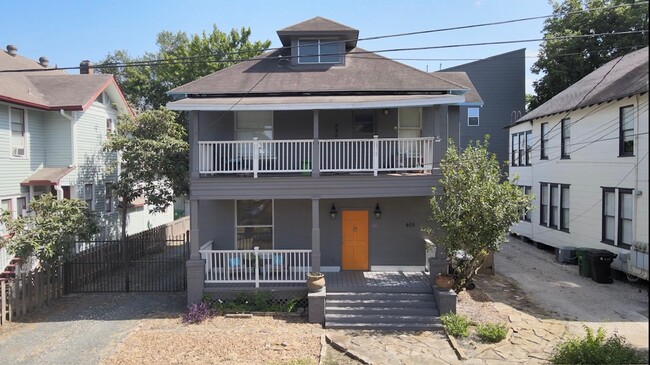 property at 405 W Drew St