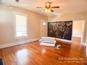 1004 13th St in Tuscaloosa, AL - Building Photo - Building Photo