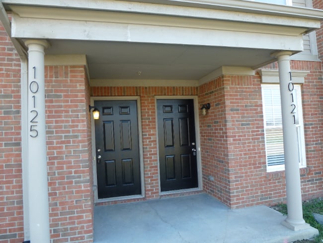 10125 Sunrise Dr in Grand Blanc, MI - Building Photo - Building Photo