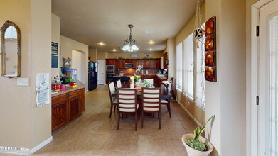 7350 La Casa Way in Canutillo, TX - Building Photo - Building Photo