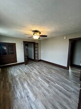 283 W Main St in Peru, IN - Foto de edificio - Building Photo